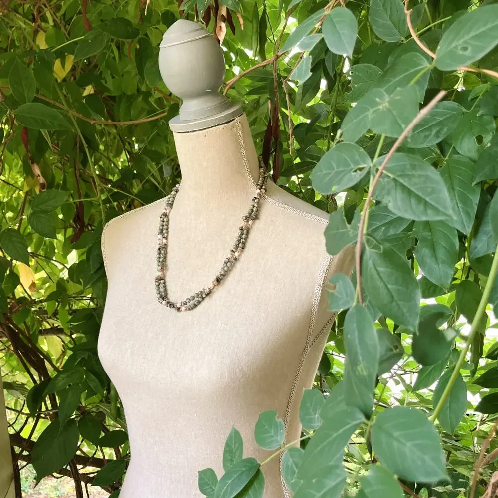 VTG Gemstone Necklace 23.5